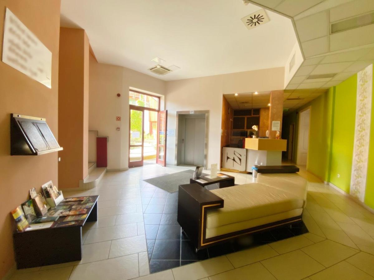 Boutique Hotel Sopianae Печ Екстер'єр фото