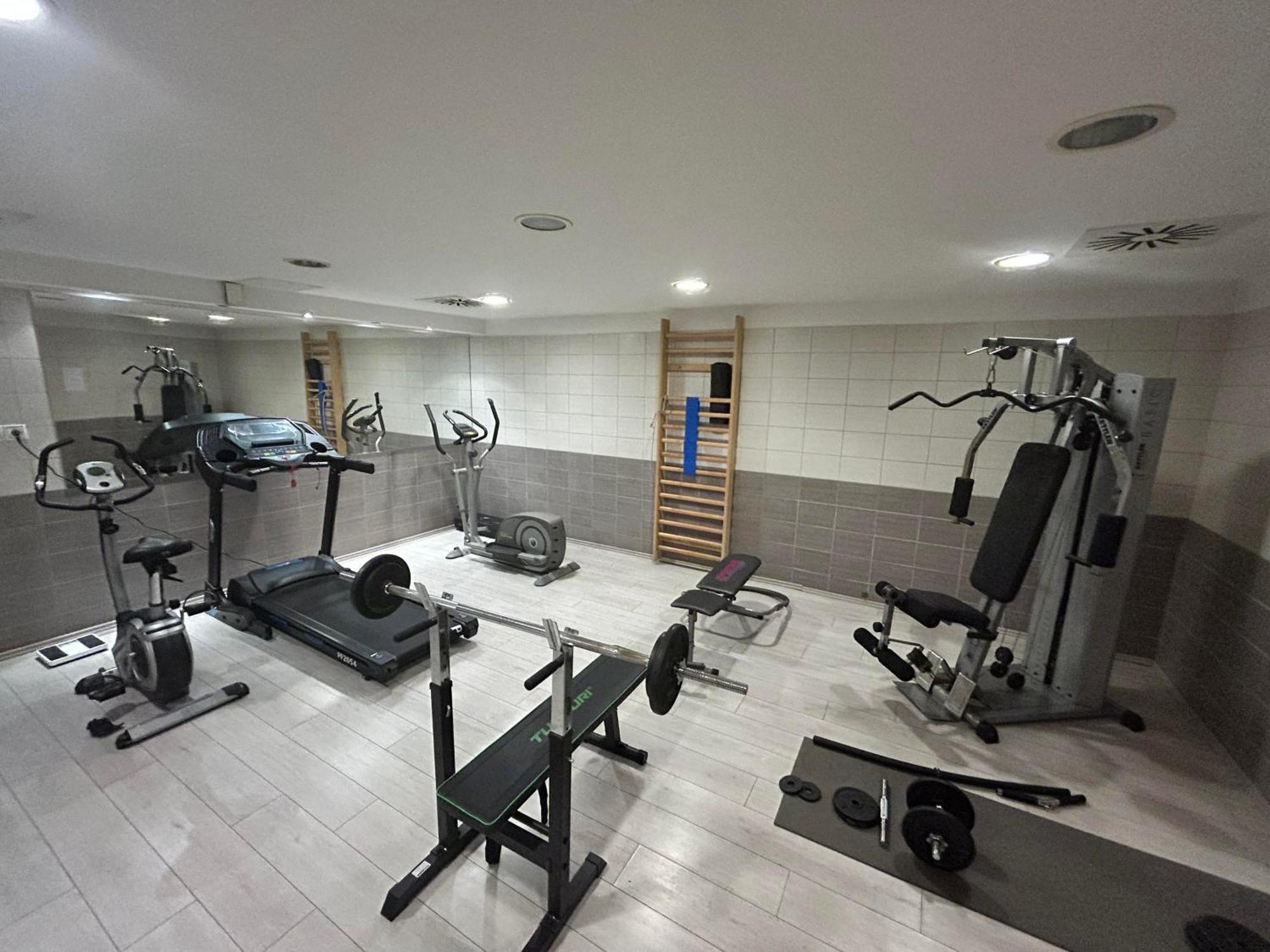 Boutique Hotel Sopianae Печ Екстер'єр фото